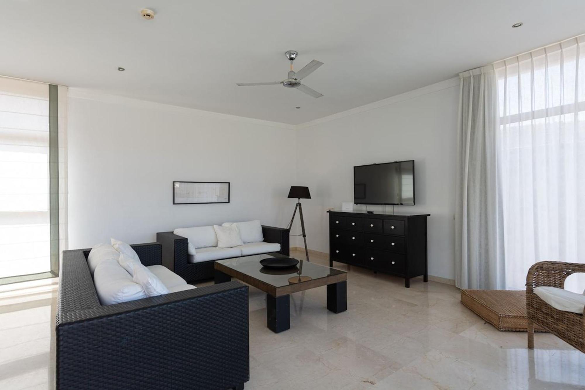 Tauro Villas Deluxe La Playa de Tauro 외부 사진